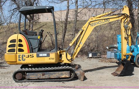 new holland excavators ec35